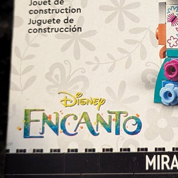 Lego Disney Encanto Mirabel Madrigal Brand New/sealed - Picture 6 of 7